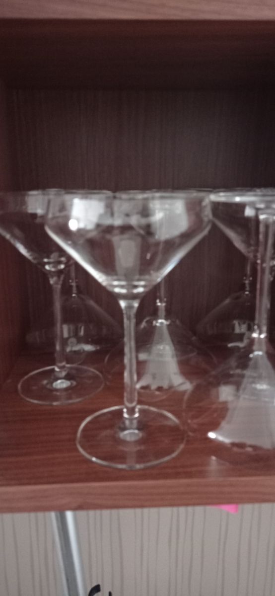 8 copas de finisimo cristal.Nuevas.