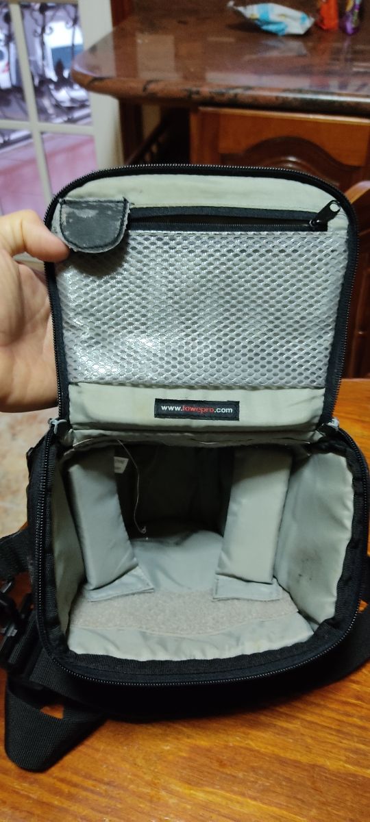 Funda Lowepro TLZ1