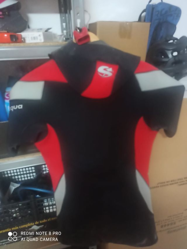 Traje Neopreno talla 5. 2 Piezas