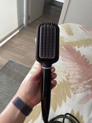 Cepillo pelo eléctrico Philips de segunda mano por 40 EUR en Torre del Mar  en WALLAPOP