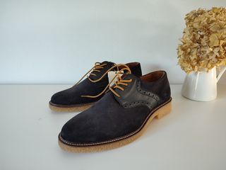 Zapato hombre Mango T.43 de segunda mano por 25 EUR en Oleiros en WALLAPOP