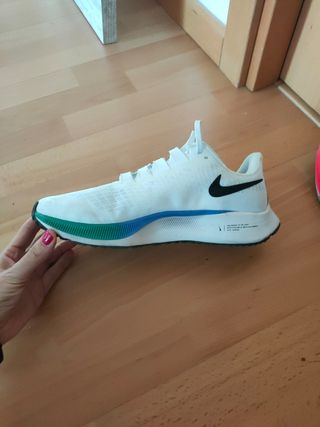 Nike Pegasus 37. Talla 43 de segunda mano por 60 EUR en Granollers en  WALLAPOP