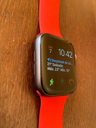 Apple watch 4 nike 44mm gps+lte de segunda mano por 195 EUR en Barcelona en  WALLAPOP