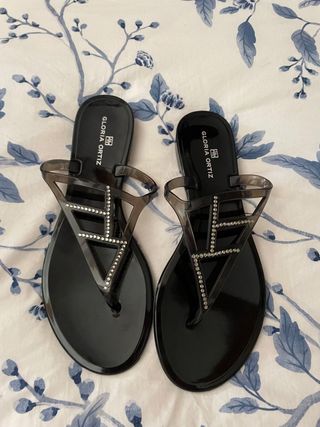 Sandalias Gloria Ortiz de segunda mano por 15 EUR en La Orotava en WALLAPOP