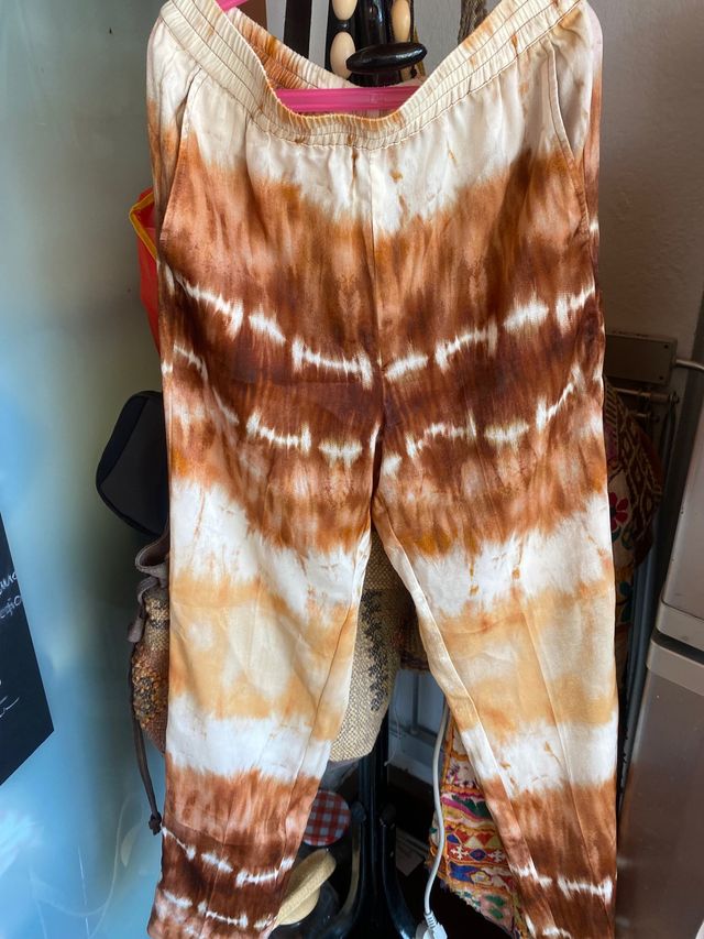 Pantalones tye dye