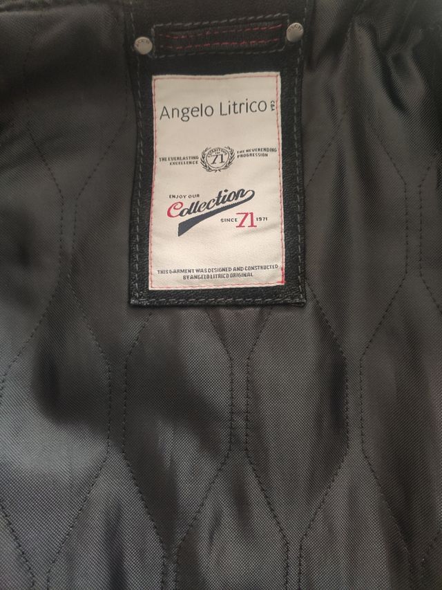 CHAQUETA DE CUERO MOTOCICLETA.