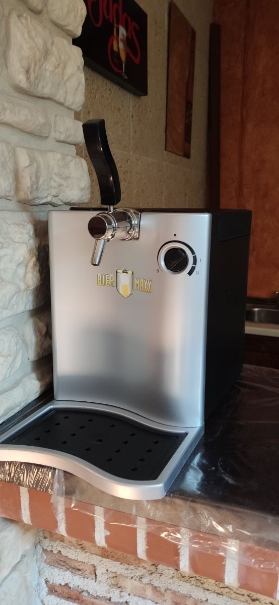 Grifo tirador cerveza con gas. Nuevo en su caja
