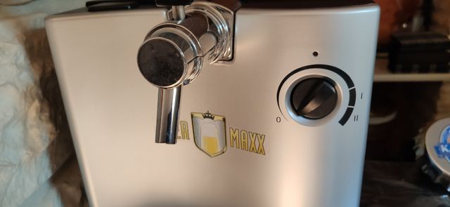 Grifo tirador cerveza con gas. Nuevo en su caja