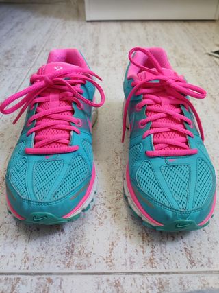Zapatillas Nike segunda mano en Espinardo en WALLAPOP