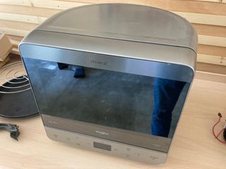Microondas redondo Whirlpool de segunda mano por 75 EUR en Madrid en  WALLAPOP