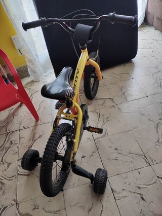 Bicicleta Monty 102 14 pulgadas de segunda mano por 75 EUR en Vic en  WALLAPOP
