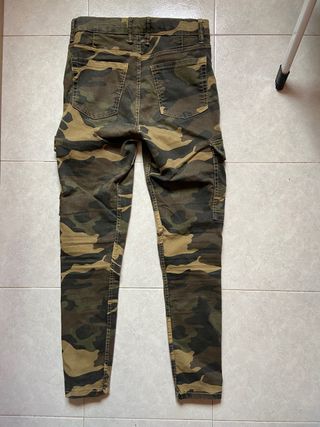 Jeans En Denim Con Bolsillo Estilo Militar Rotos Plus Caqui Mujer |  Pantalones Boohoo | Praktickedarceky