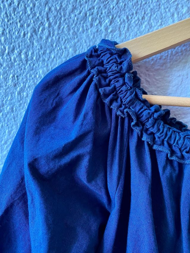 Vestido corto manga abullonada. Mango Suit.