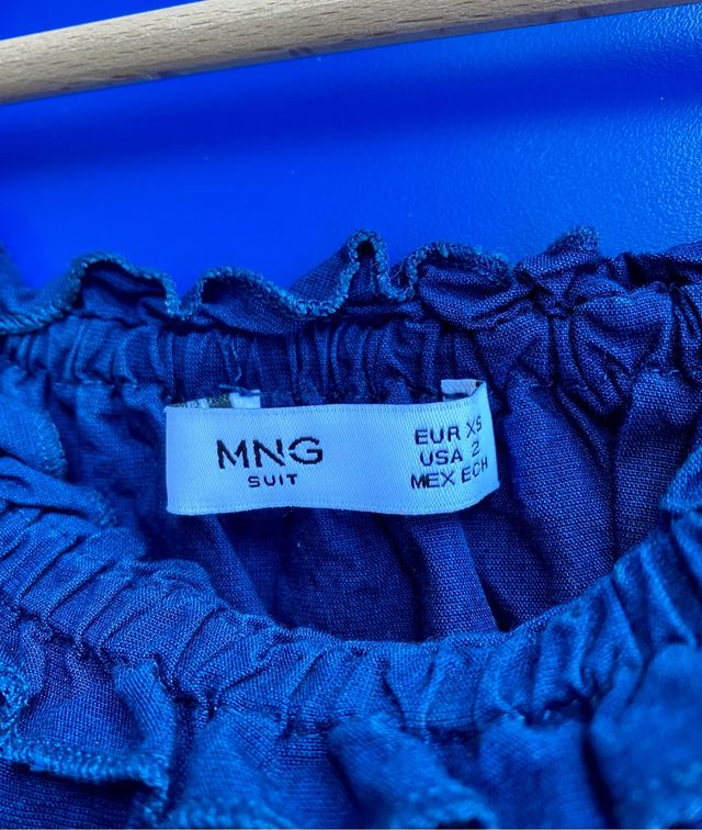 Vestido corto manga abullonada. Mango Suit.