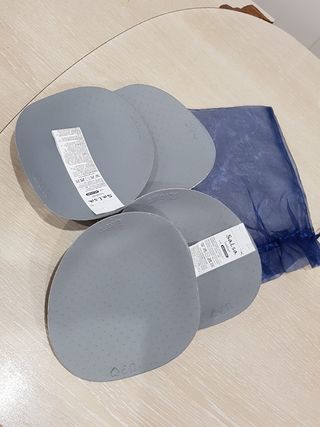 Relleno de culo 2 pares para los vaqueros Salsa de segunda mano por 20 EUR  en Alcalá de Henares en WALLAPOP