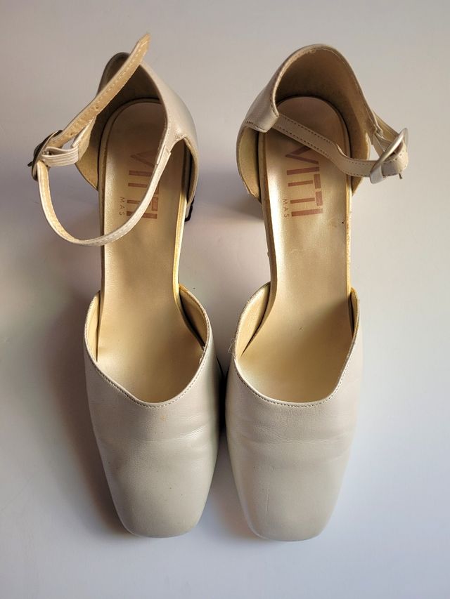 Zapatos de salón de piel