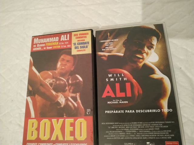 Ali VHS+ filma i combattimenti originali.