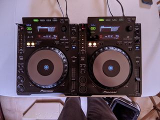 Pareja Pioneer CDJ 900 de segunda mano por 1.500 EUR en Madrid en WALLAPOP