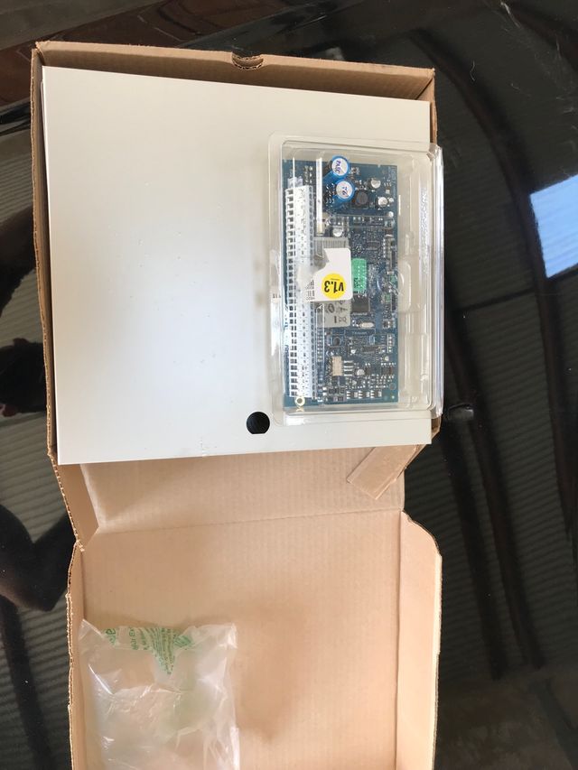 Central alarma Visonic NEO