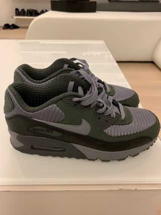 NIKE AIR MAX TALLA 41. NUEVAS de segunda mano por 89,95 EUR en San  Sebastián de Los Reyes en WALLAPOP