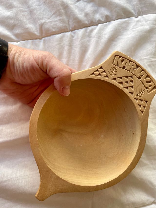 Cuenco de madera de KARELIA