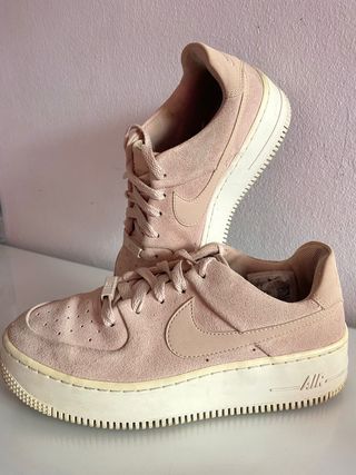 Nike air force one de segunda mano por 35 EUR en San Fernando en WALLAPOP