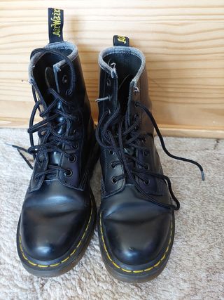 Botas Martens de segunda mano en Santander en WALLAPOP