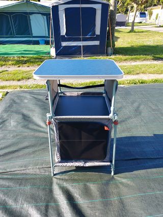 Mueble de cocina camping Decathlon de segunda mano por 40 EUR en Bilbao en  WALLAPOP