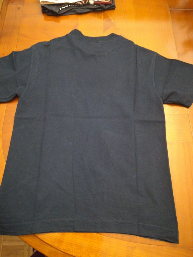 Camisetas varios.