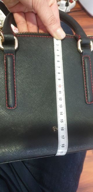 Bandolera negra Purificación Garcia de segunda mano por 40 EUR en Ourense  en WALLAPOP