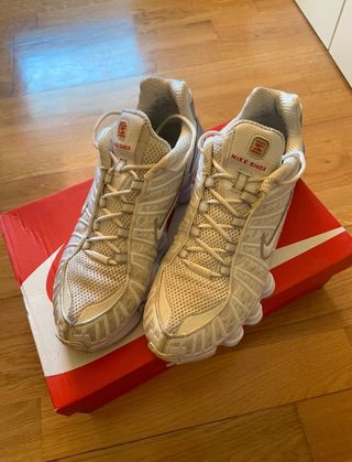 Nike shox tl de segunda mano por 100 EUR en Salamanca en WALLAPOP
