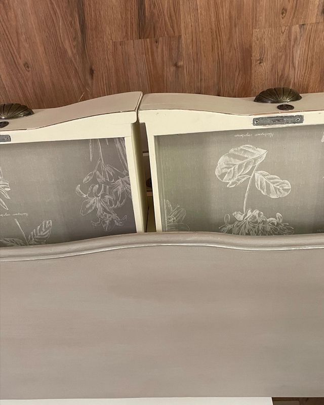 Cómoda restaurada totalmente