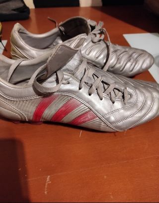 Zapatillas tacos Adidas 44 de segunda mano por 8 EUR en Burgos en WALLAPOP