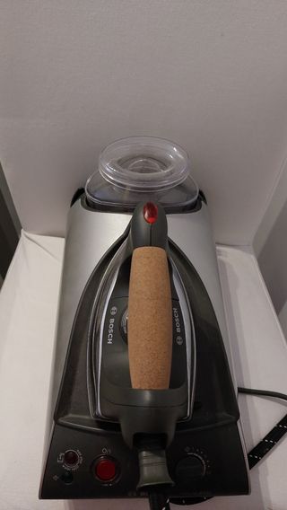 Centro de planchado Bosch sensixx B25L de segunda mano por 65 EUR en Arenys  de Mar en WALLAPOP