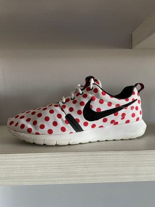 Zapatillas Nike coleccionista de segunda mano por 140 EUR en Zaragoza en  WALLAPOP