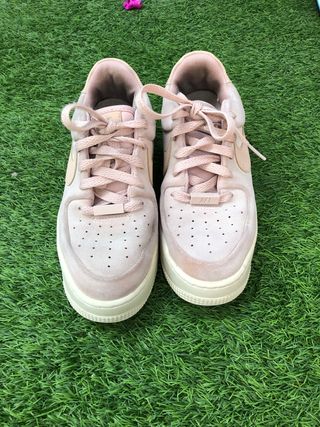 Nike air for One rosa nude 36 de segunda mano por 50 EUR en Dos Hermanas en  WALLAPOP
