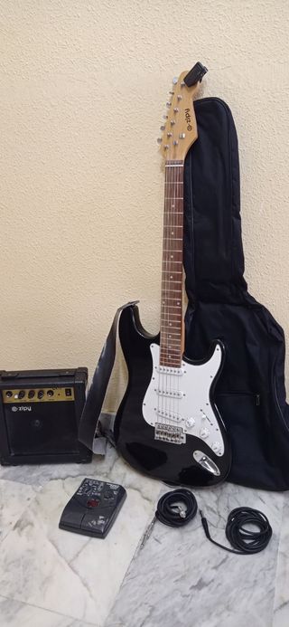 Amplificador de guitarra de segunda mano en Badajoz en WALLAPOP