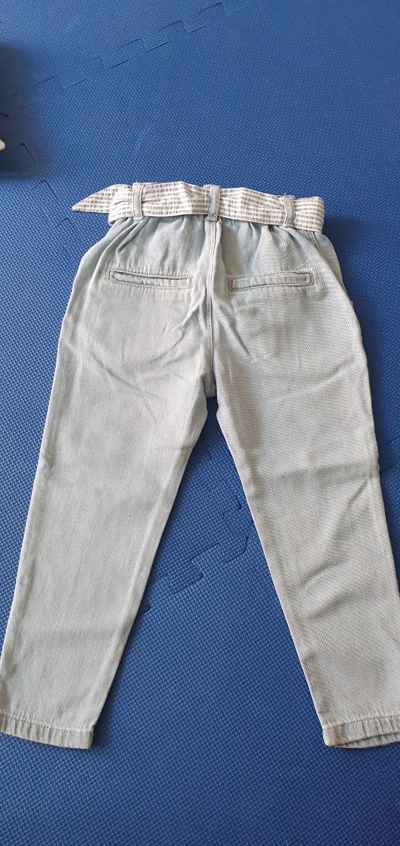 Pantalon Vaqueros niña con lazo 2-3años