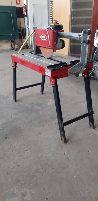 Ingletadora con mesa de segunda mano en WALLAPOP