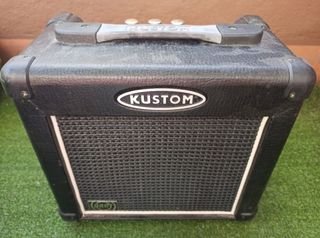 AMPLIFICADOR GUITARRA CUSTOM DART 10 de segunda mano por 35 EUR en Madrid  en WALLAPOP