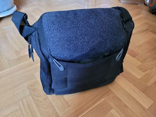 Bolso trona Bebé Confort de segunda mano por 12 EUR en Madrid en WALLAPOP
