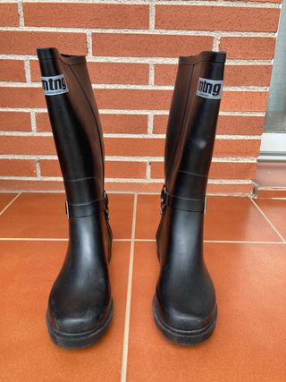 Botas de agua Mustang de segunda mano en WALLAPOP