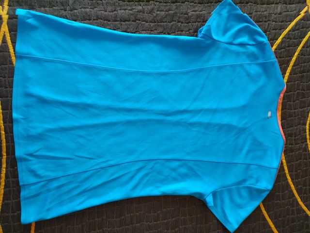 Camiseta de Adidas. Regalo
