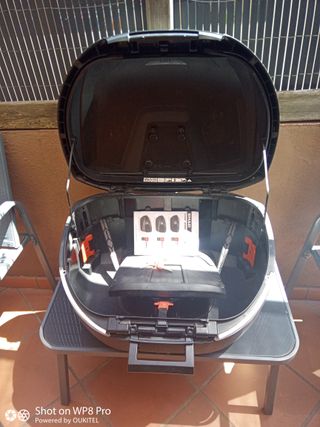 BAUL MOTO SHAD de segunda mano por 200 EUR en Jerez de la Frontera en  WALLAPOP