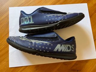 Zapatillas multitacos nike de segunda mano por 12 EUR en Torremolinos en  WALLAPOP