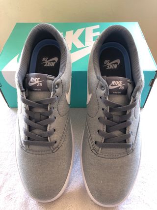 NIKE SB Check Solar CNVS. Talla 42,5. de segunda mano por 50 EUR en  Figueres en WALLAPOP