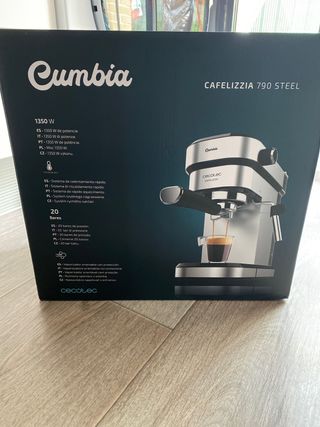 Cafetera Cecotec Cumbia cafelizzia 790 Steel de segunda mano por 60 EUR en  Salamanca en WALLAPOP