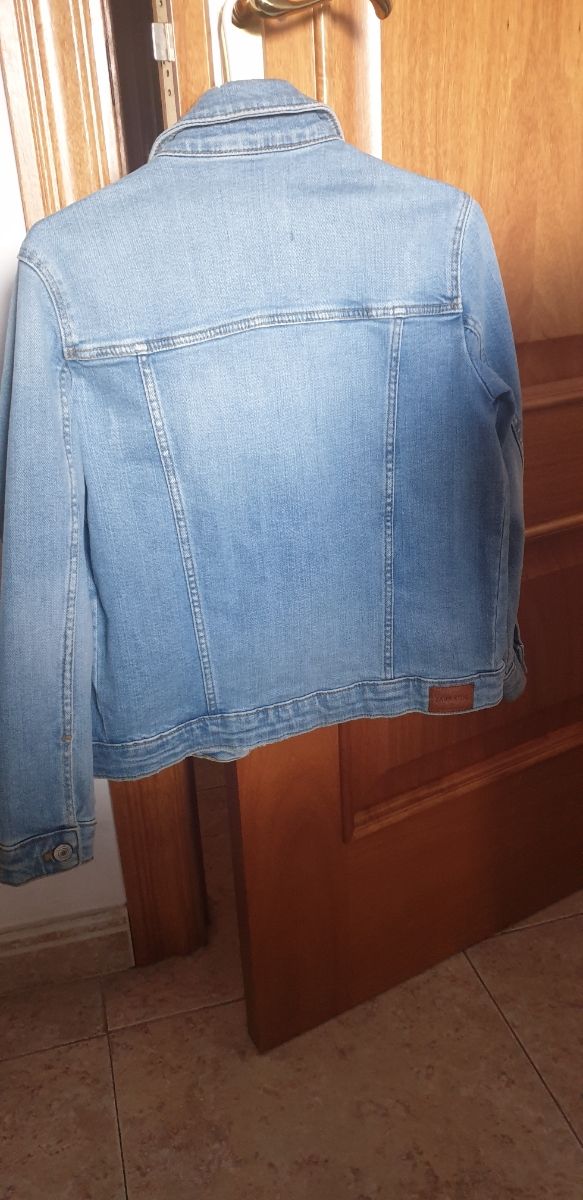 chaqueta tejana talla 10 años Zara