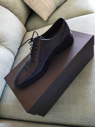 Zapatos hombre talla 40 de segunda mano por 50 EUR en Vilagarcía de Arousa  en WALLAPOP