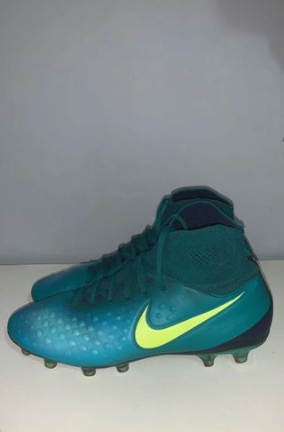 Botas de fútbol Nike Magista de segunda mano en WALLAPOP